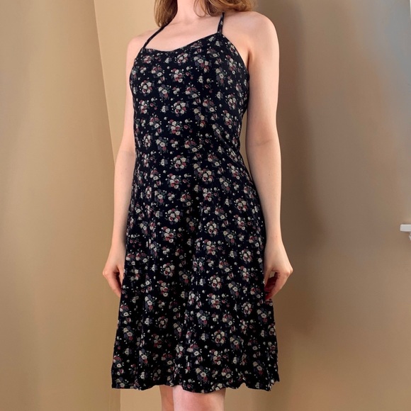 Vintage Dresses & Skirts - Vintage Floral Halter Dress